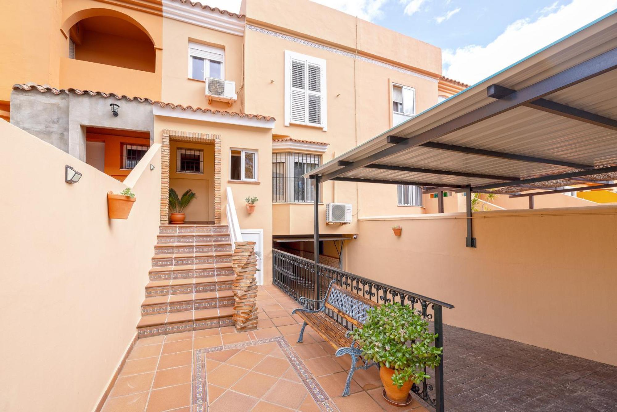 Los Carmenes Algeciras Ngoại thất bức ảnh